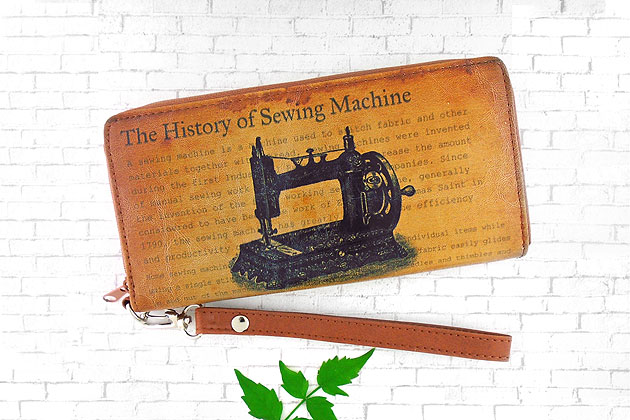 lavishy design & wholesale history of retro things themed vegan wristlets & coin purses