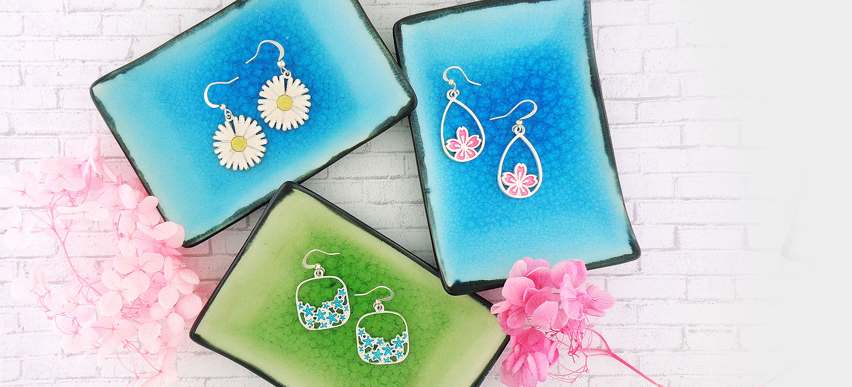 lavishy wholesale colorful enamel earrings with trendy boutique style to gift shops, clothing and fashion accessories boutiques, book stores in Canada, USA & worldwide.