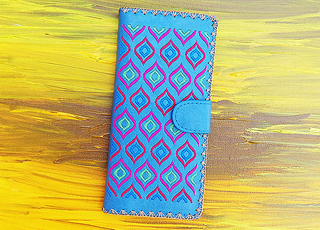 LAVISHY Elma collection wholesale Ikat pattern embroidered vegan large flat wallets to gift shop, clothing & fashion accessories boutique, book store in Canada, USA & worldwide since 2001.