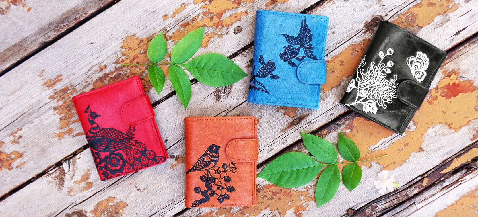 LAVISHY design & wholesale vegan embossed medium wallets to gift shops, boutiques & book stores in Canada, USA & worldwide.
