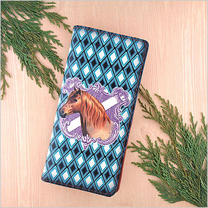 LAVISHY Liano collection wholesale horse themed vegan wallets, wristlets, coin purses and luggage tags to gift shops, clothing and fashion accessories boutiques, book stores in Canada, USA and worldwide.
